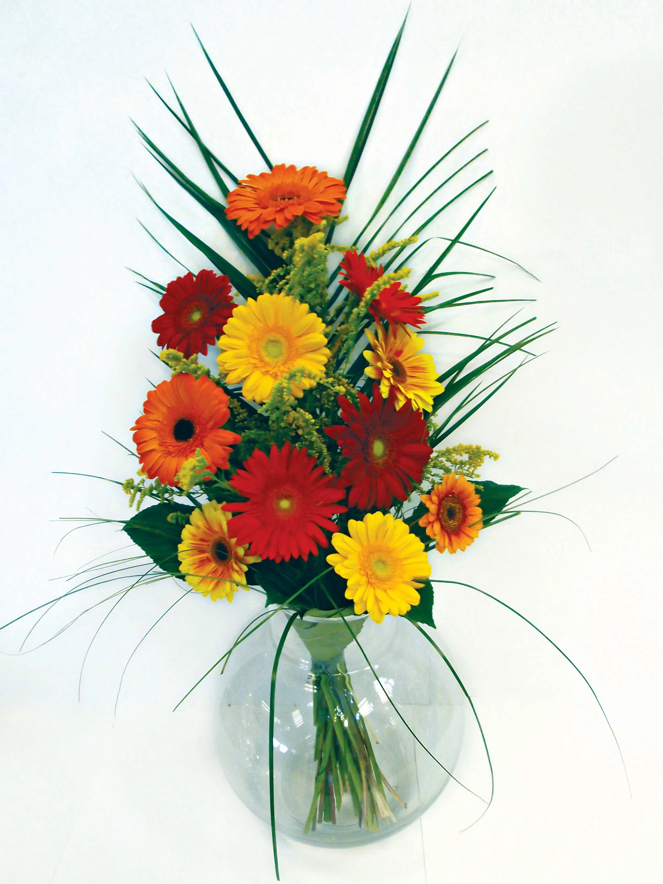 Kytice Barvy karnevalu – Květiny U Berušky, květinářství Žižkov Praha